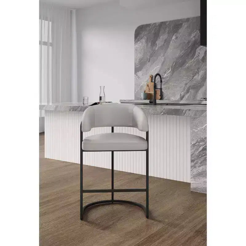 Tabouret de bar à hauteur de comptoir moderne en similicuir
